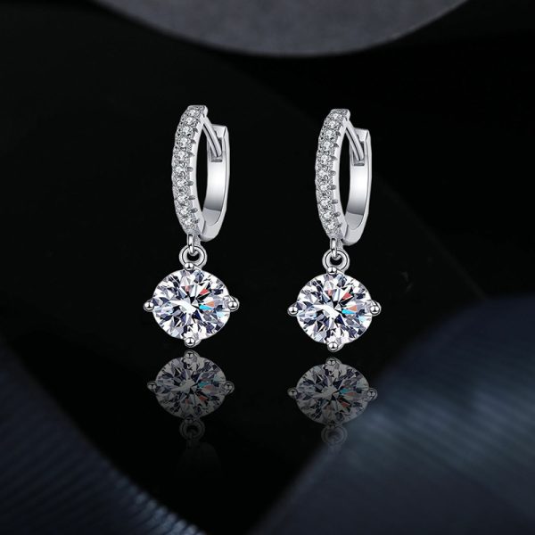 Fashion Light Luxe Style Moissanite Ear Button Jewelry - Image 2