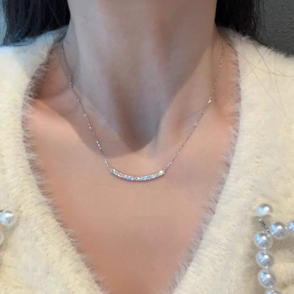 Smile Luxe Type Moissanite Pendant Necklace - Image 5