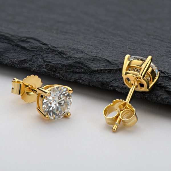 Classic Stud 4-Claw Style Moissanite Earrings Jewelry - Image 8