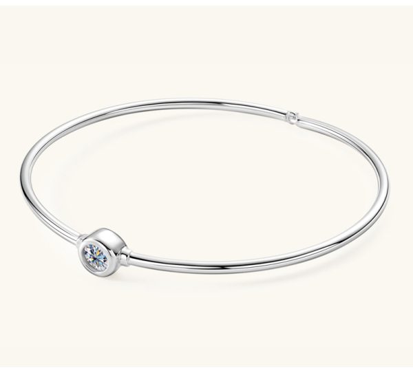 Exquisite Luxury Style Moissanite Diamond Bracelets - Image 5